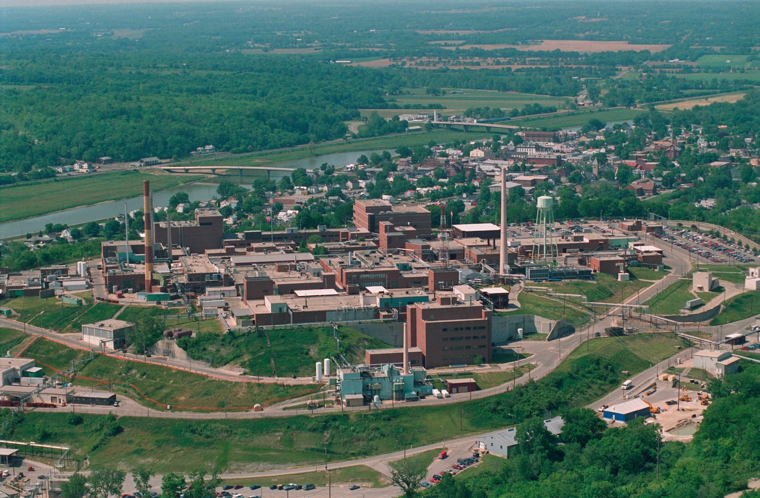 Atomic bomb triggers and radioactive electric generators: Made in Dayton