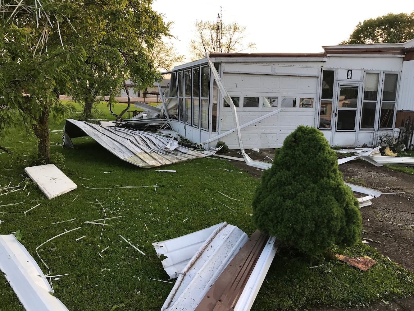 PHOTOS: Daylight reveals widespread damage from Monday storms