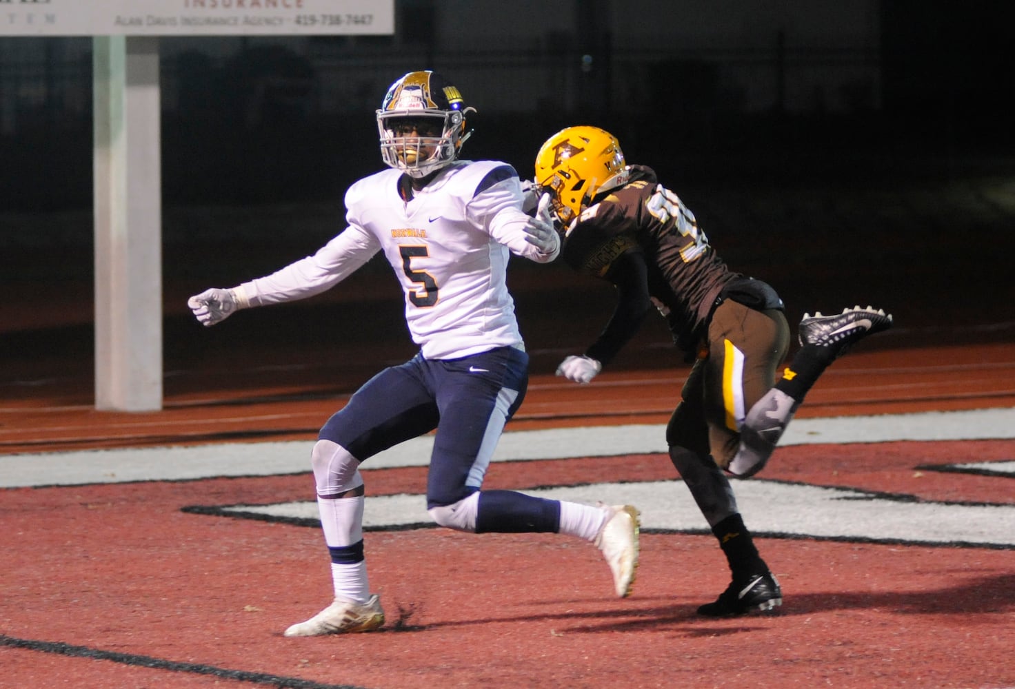 PHOTOS: Alter vs. Norwalk, D-III football state semifinals