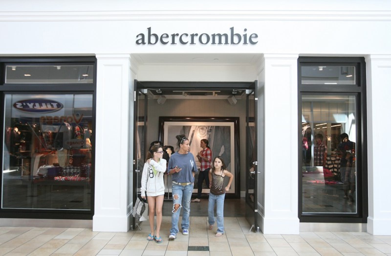 Abercrombie & Fitch looks to rebound after sales of kids clothes declined through much of the economic downturn. (George Skene/Orlando Sentinel/MCT)