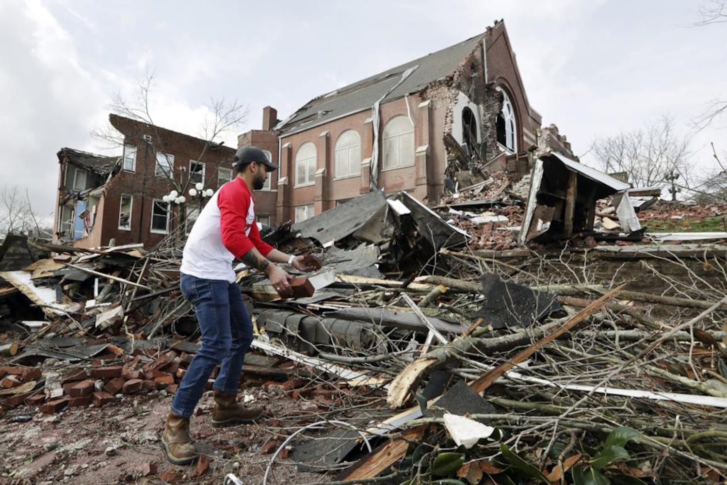 PHOTOS: Deadly tornadoes slam into Nashville, central Tennessee