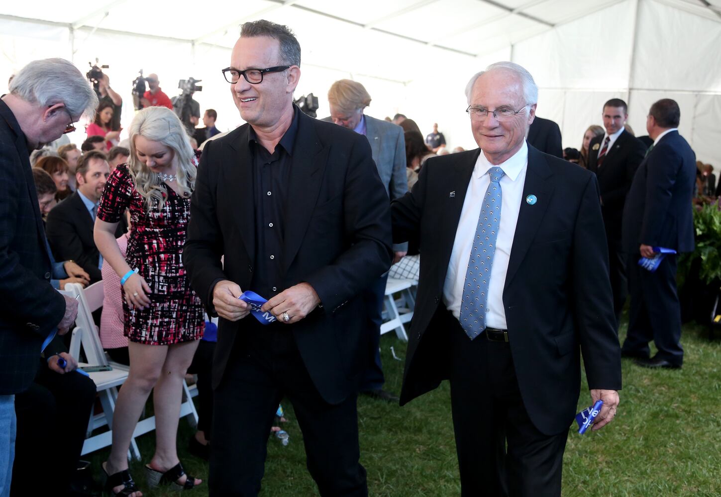 Tom Hanks cuts ribbon at Wright State University