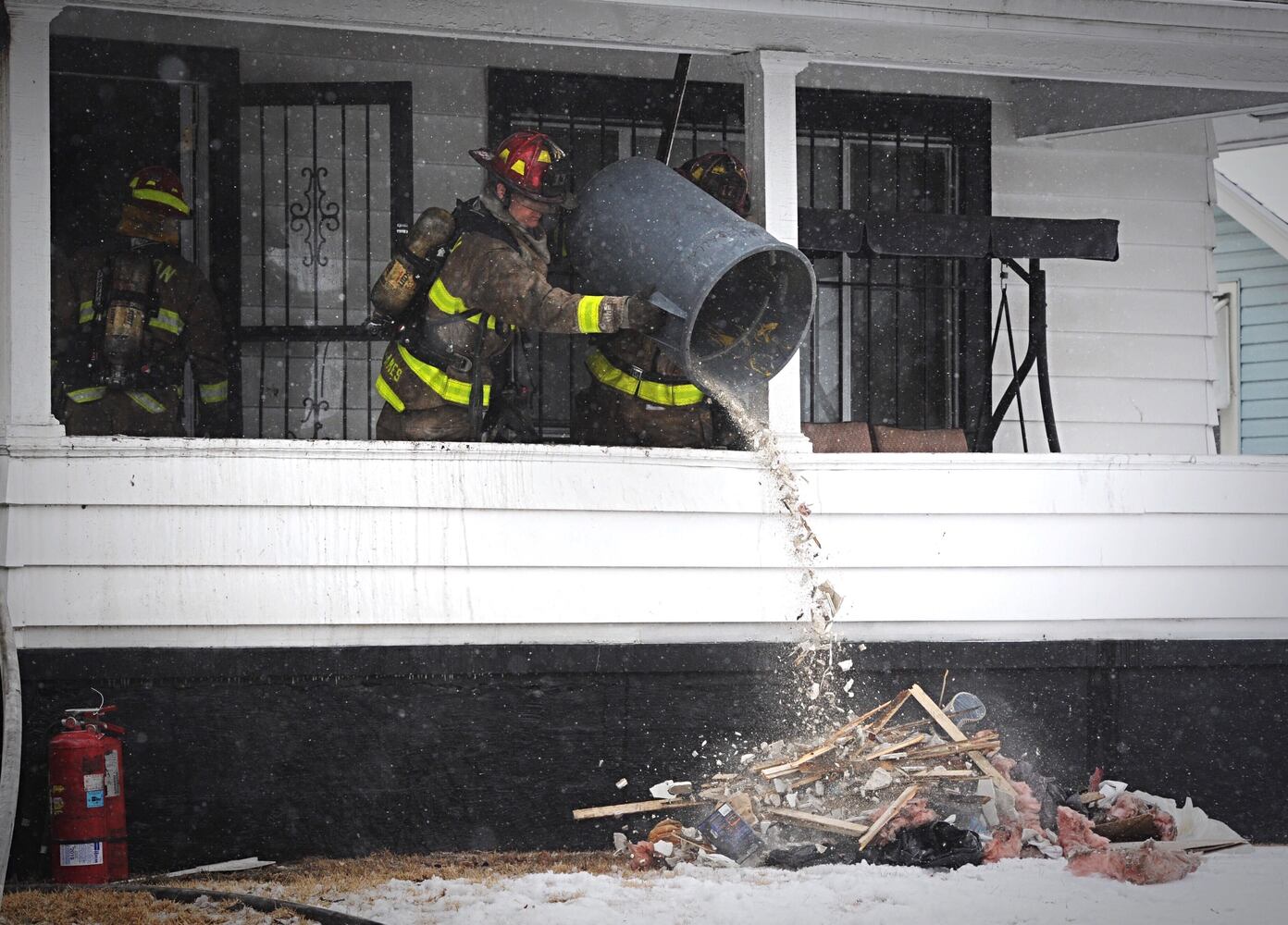 Vehicle fire spreads to two Dayton homes