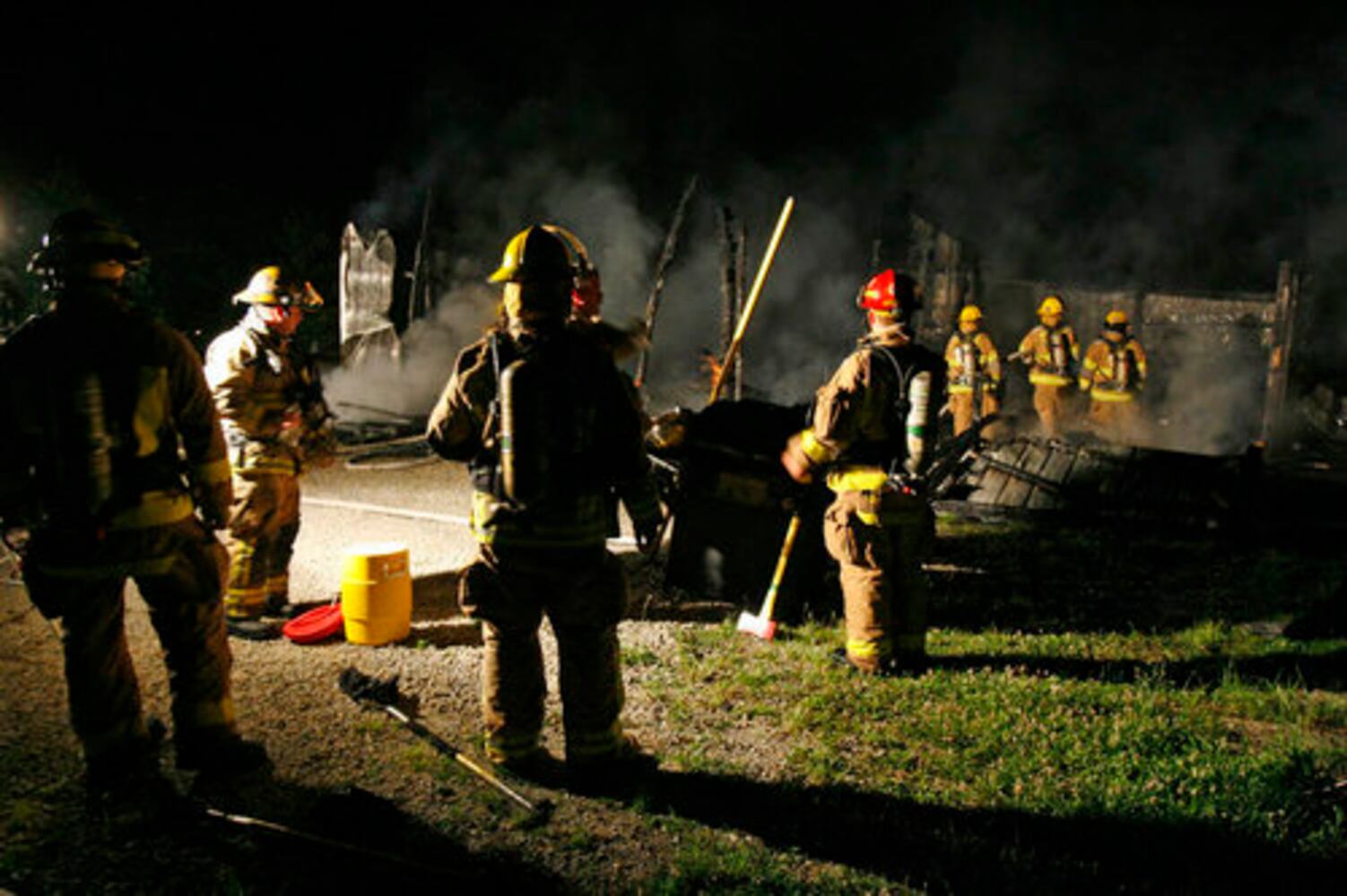 Fire destroys barn