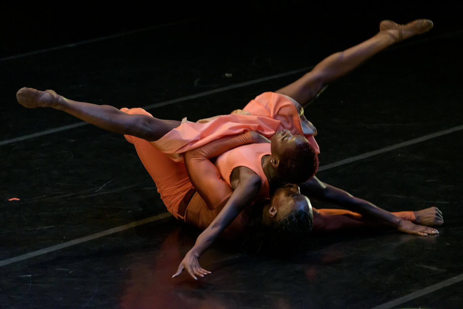 PHOTOS: DCDC's In Modern Moves @ Victoria Theatre