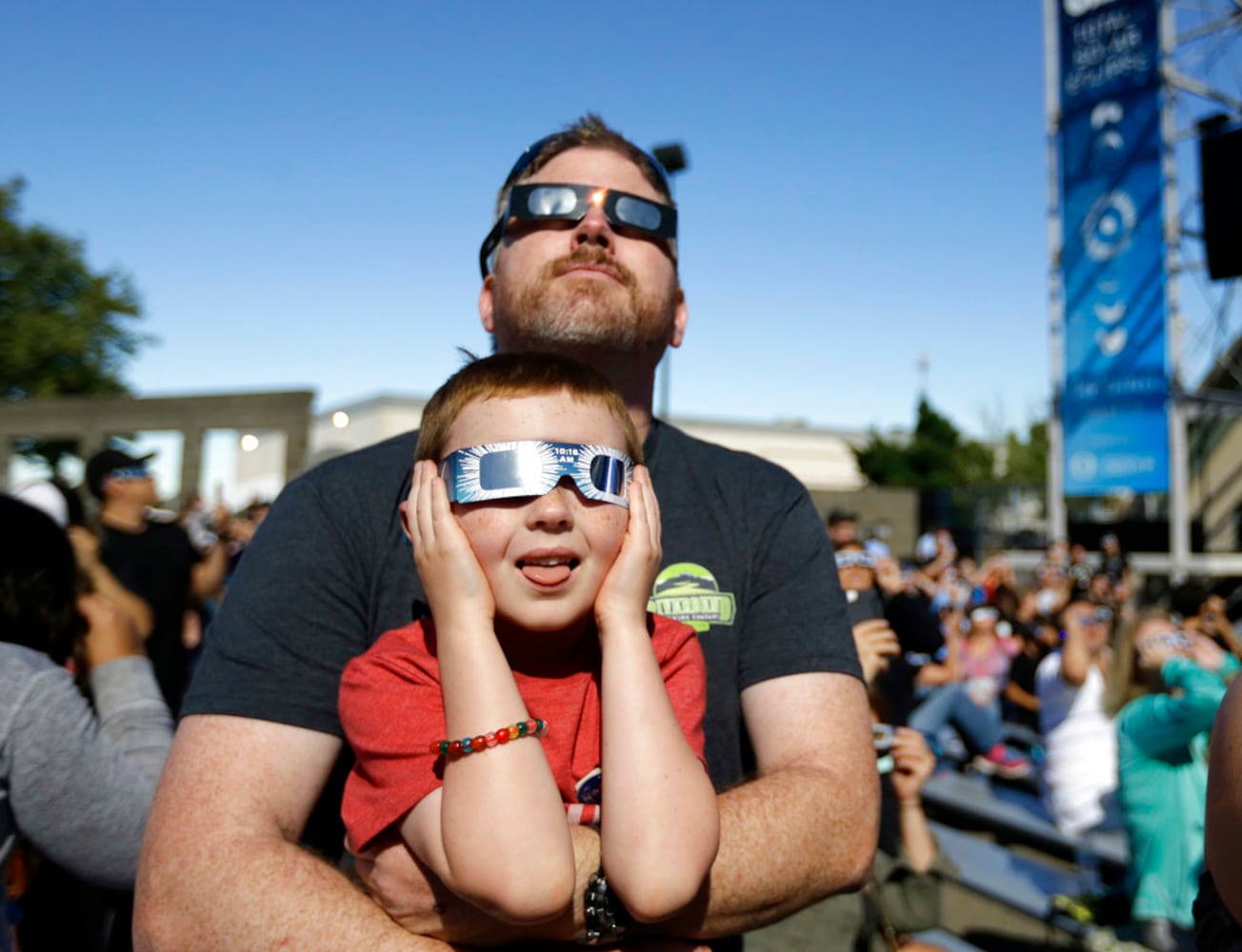 Solar Eclipse 2017 in photos