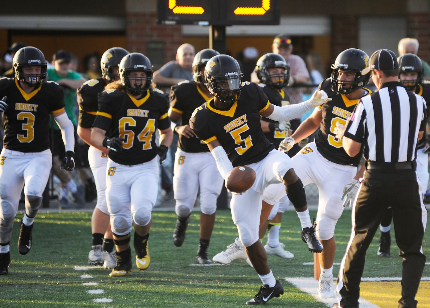 PHOTOS: Bellefontaine at Sidney, Week 2 football