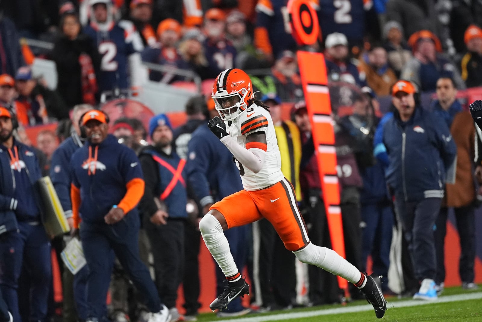 Cleveland Browns wide receiver Jerry Jeudy runs downfield during the first half of an NFL football game against the Denver Broncos, Monday, Dec. 2, 2024, in Denver. (AP Photo/David Zalubowski)