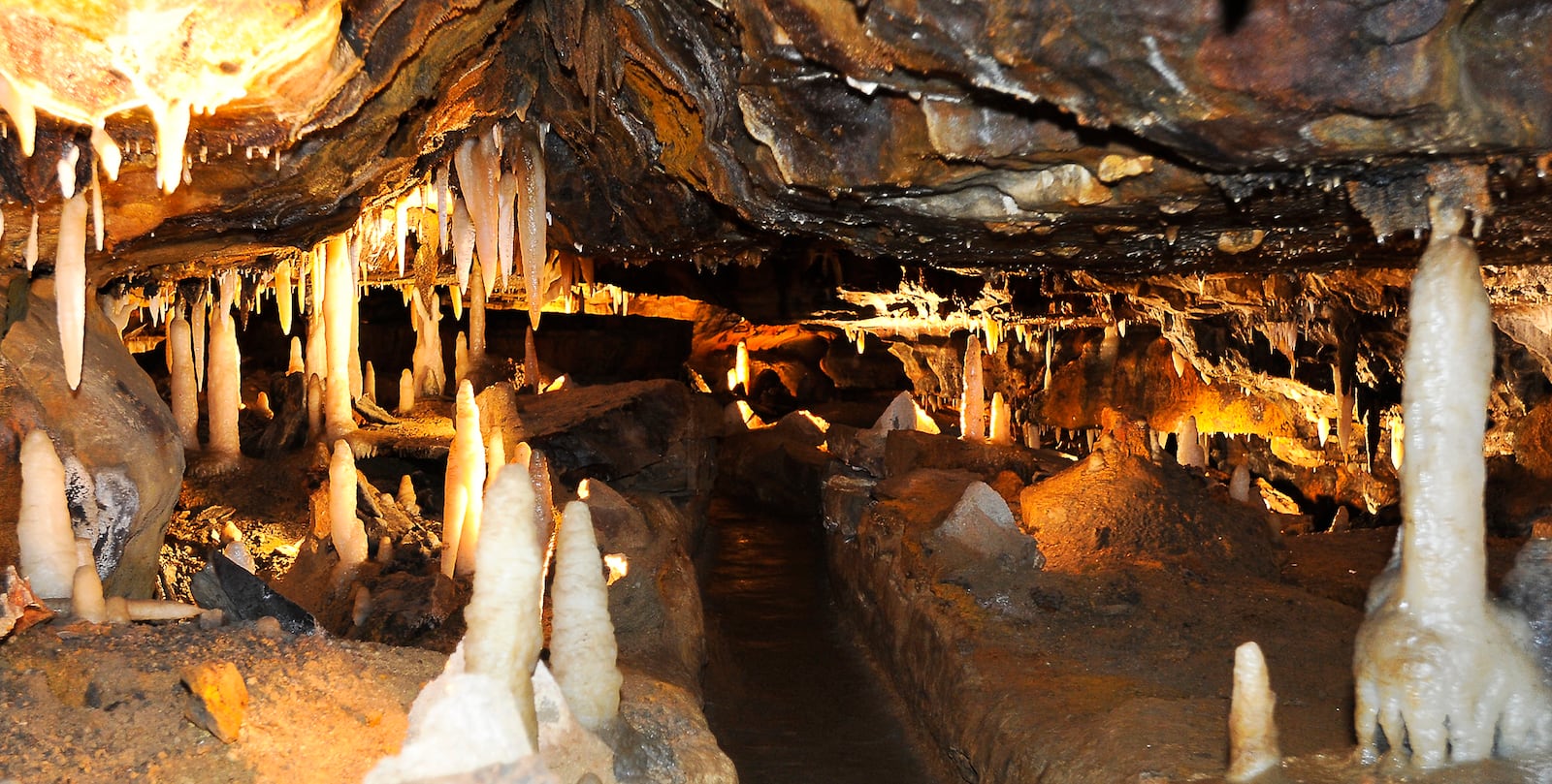 Ohio Caverns with a variety of stalactites and stalagmites.  Staff photo by Bill Lackey