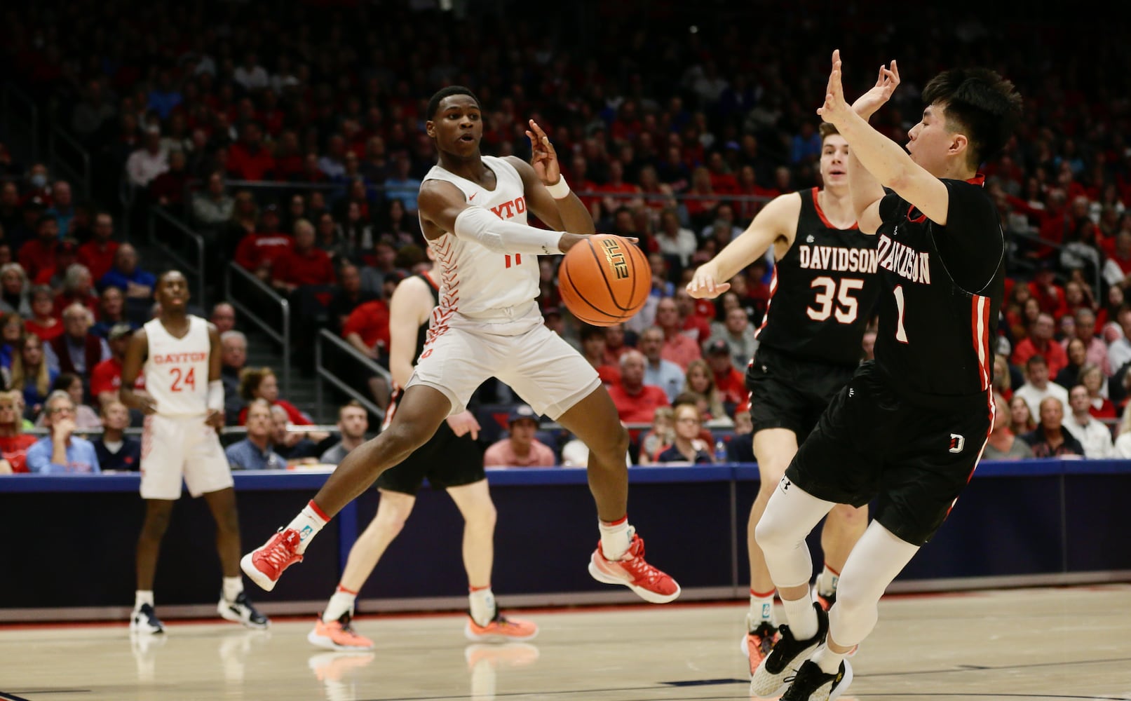 Dayton vs. Davidson