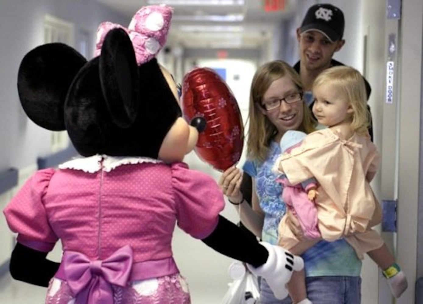 Mickey, Minnie visit Children's Medical Center