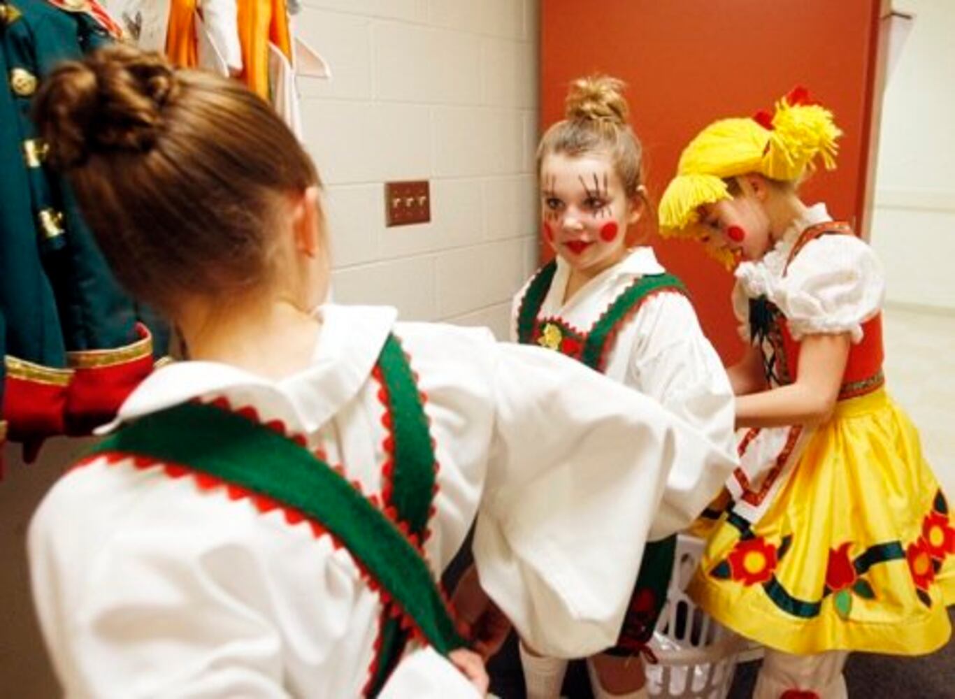 'Nutcracker' rehearsal at Schuster