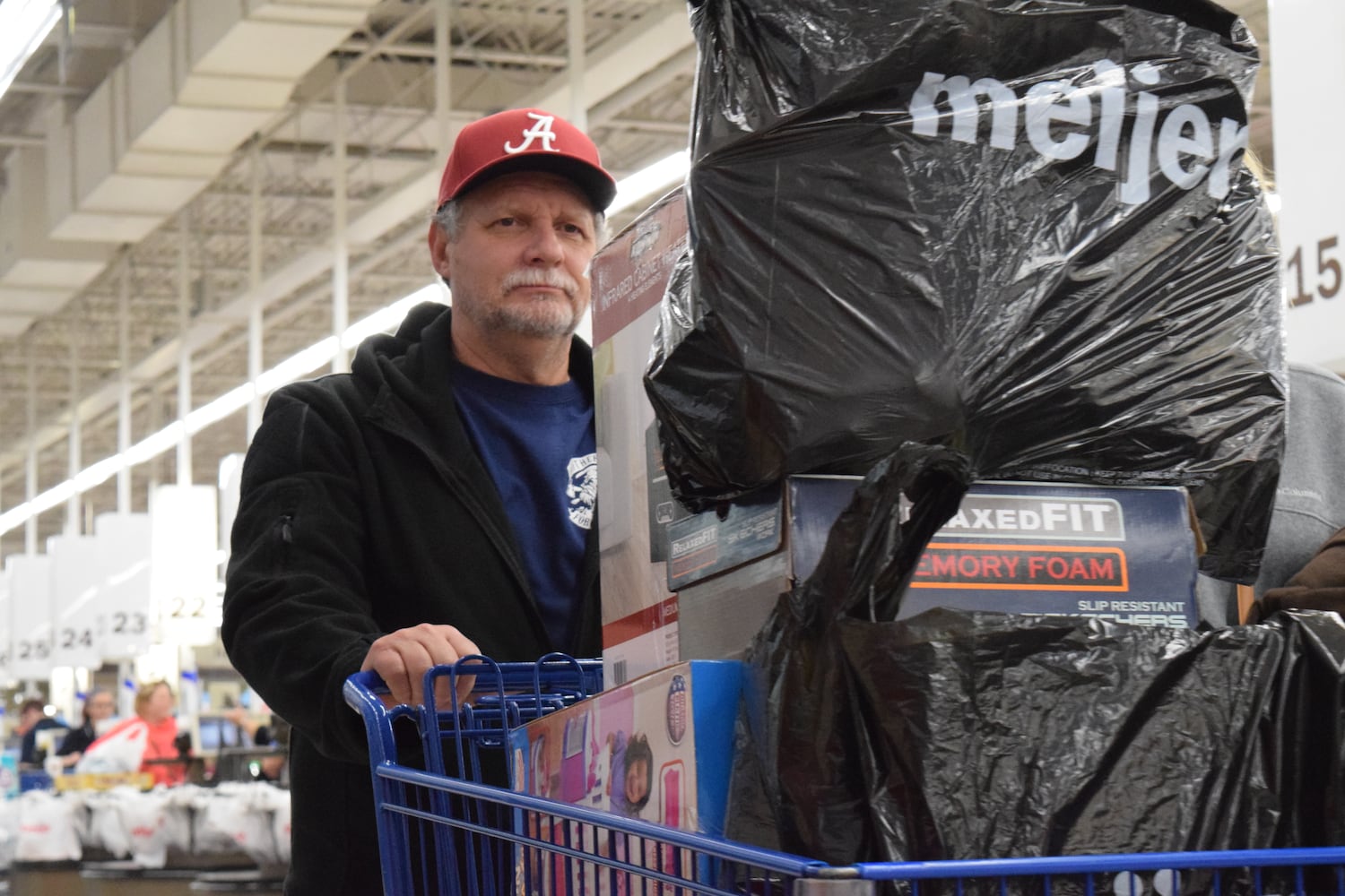 PHOTOS: Here's what local Meijer stores looked like Thanksgiving morning