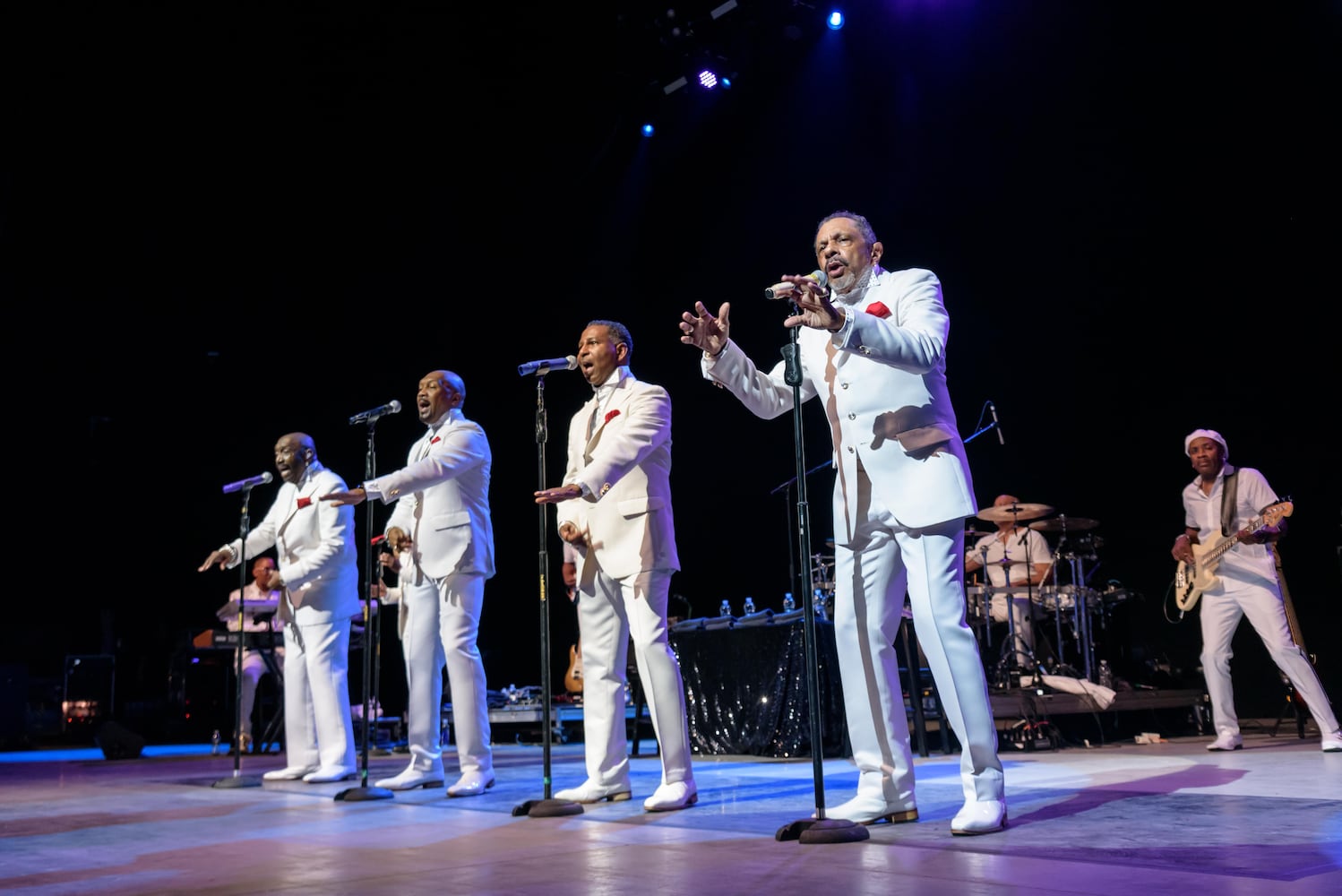 PHOTOS: The Temptations & The Righteous Brothers Live at Rose Music Center