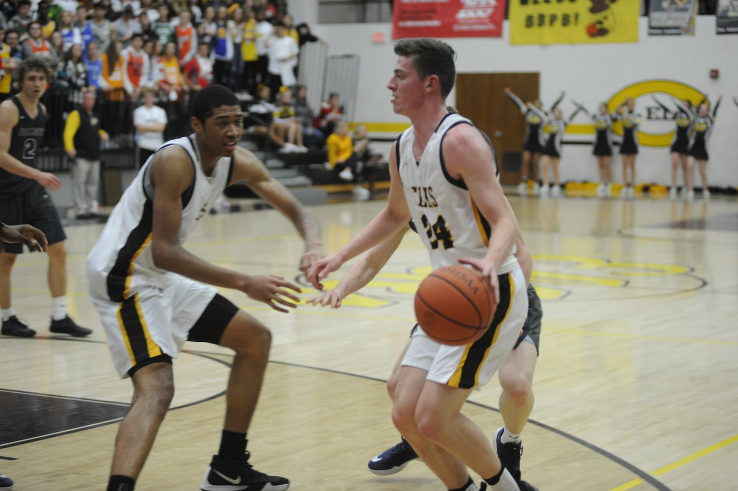 PHOTOS: Fairmont at Centerville, boys basketball