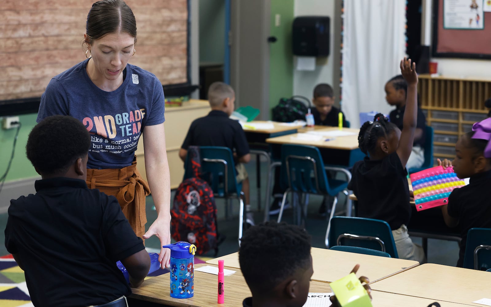 DECA second grade teacher, Courtney Harvey prepares her students for the first day of school Thursday, Aug. 8, 2024. MARSHALL GORBY\STAFF