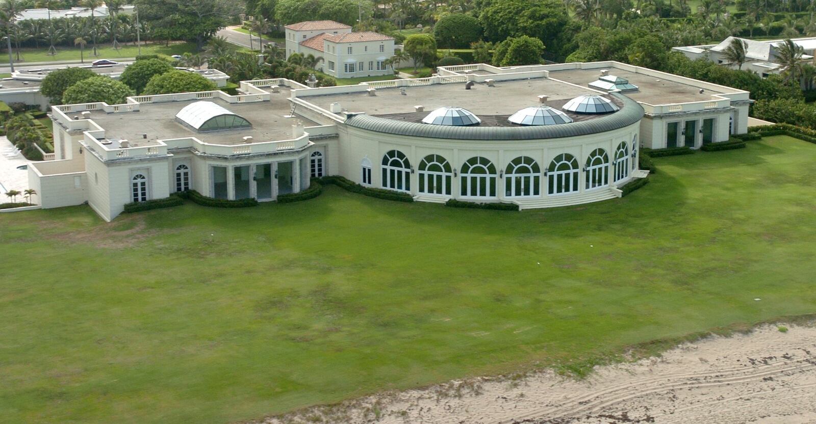 Donald Trump purchased 515 N. County Road in 2004 and sold it in 2008 for a recorded $95 million. (Palm Beach Daily News file photo)