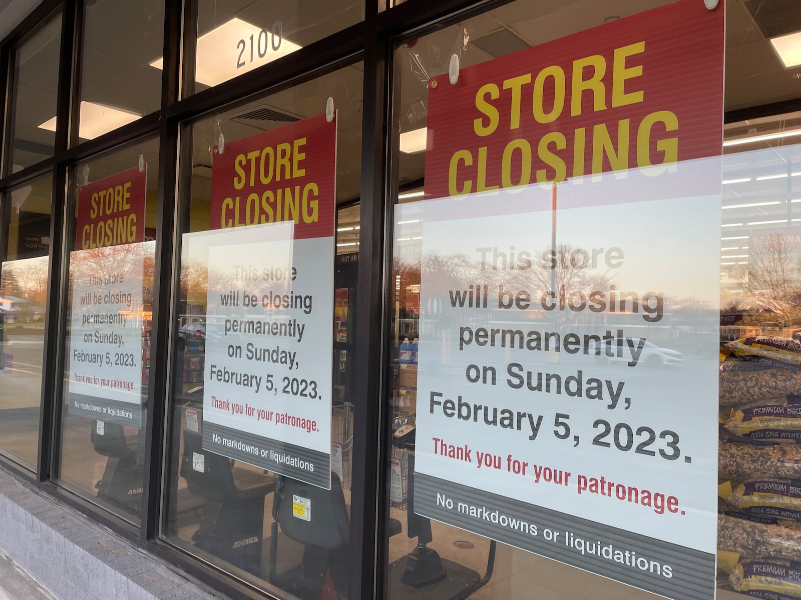 Signs at the 2100 E. Whipp Road Marc’s grocery store last week indicated it would close permanently on Feb. 5, a date confirmed Monday by a company official. NATALIE JONES/STAFF