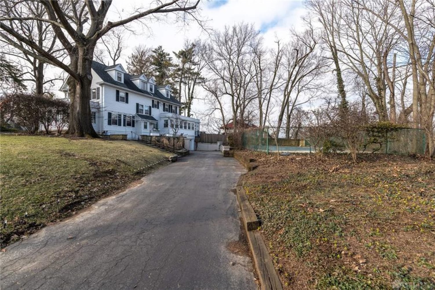 PHOTOS: Renovated, updated 1925 Oakwood home on market for nearly $700K