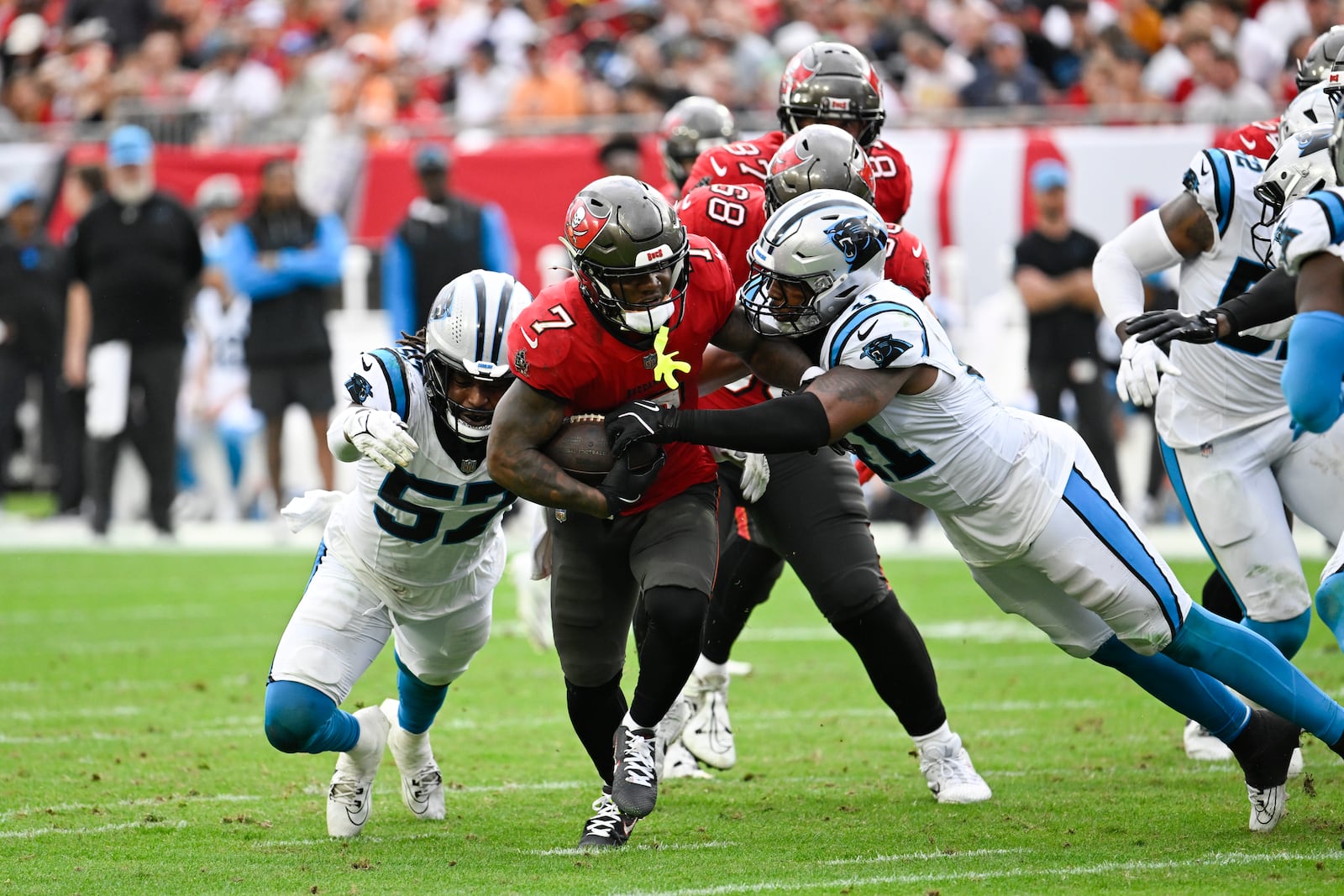 Tampa Bay Buccaneers running back Bucky Irving plays against the Carolina Panthers during the second half of an NFL football game Sunday, Dec. 29, 2024, in Tampa, Fla. (AP Photo/Jason Behnken)