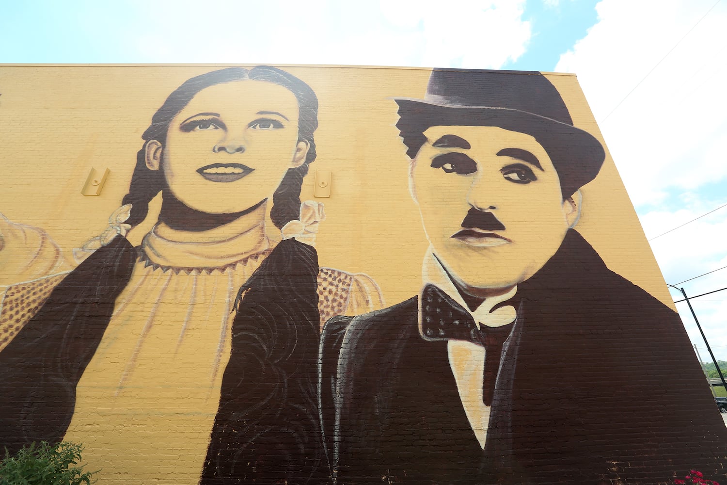 PHOTOS: Miamisburg mural gives new meaning to ‘the big screen’