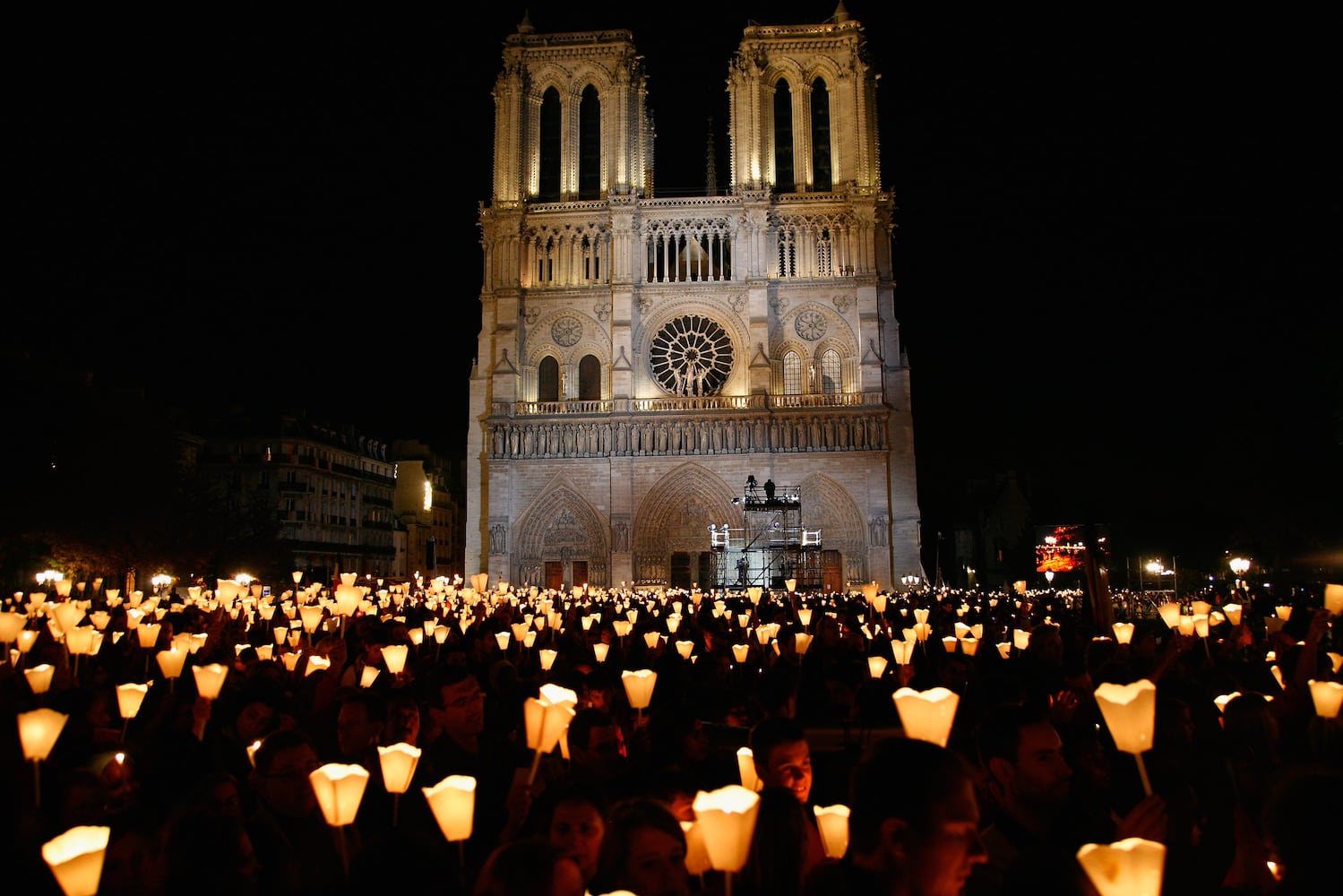 Photos: Notre Dame in detail before fire