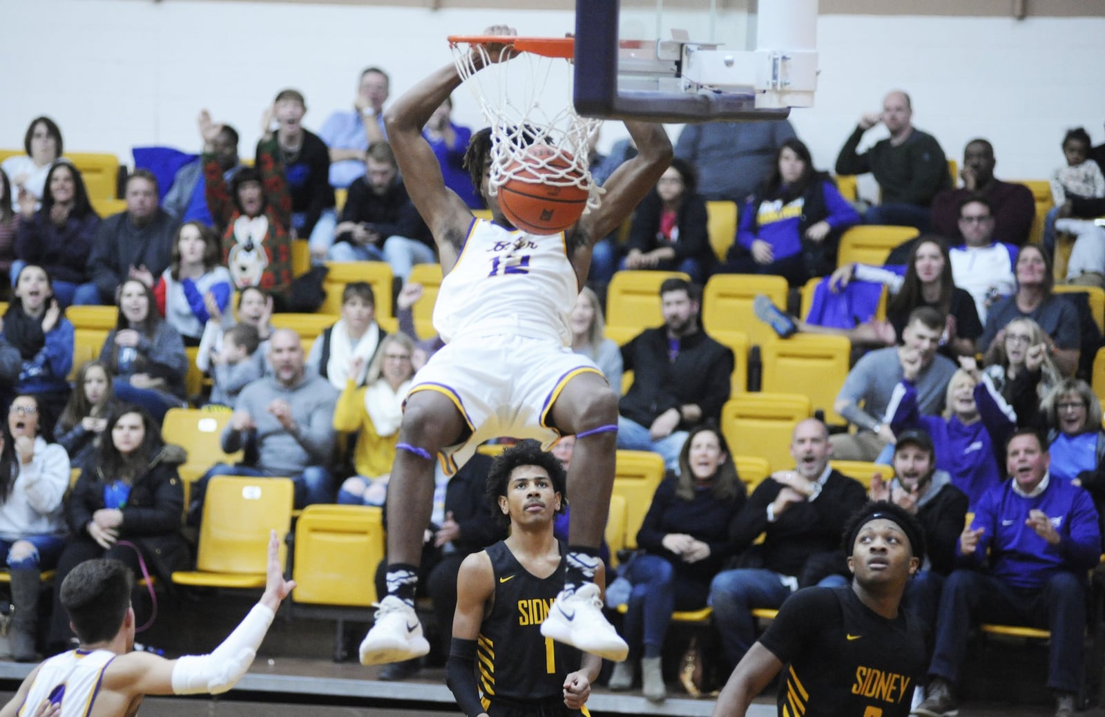 Butler’s Bryant Johnson hammers a dunk. Sidney defeated host Butler 51-46 in OT in a boys high school basketball game on Tuesday, Dec. 18, 2018. MARC PENDLETON / STAFF