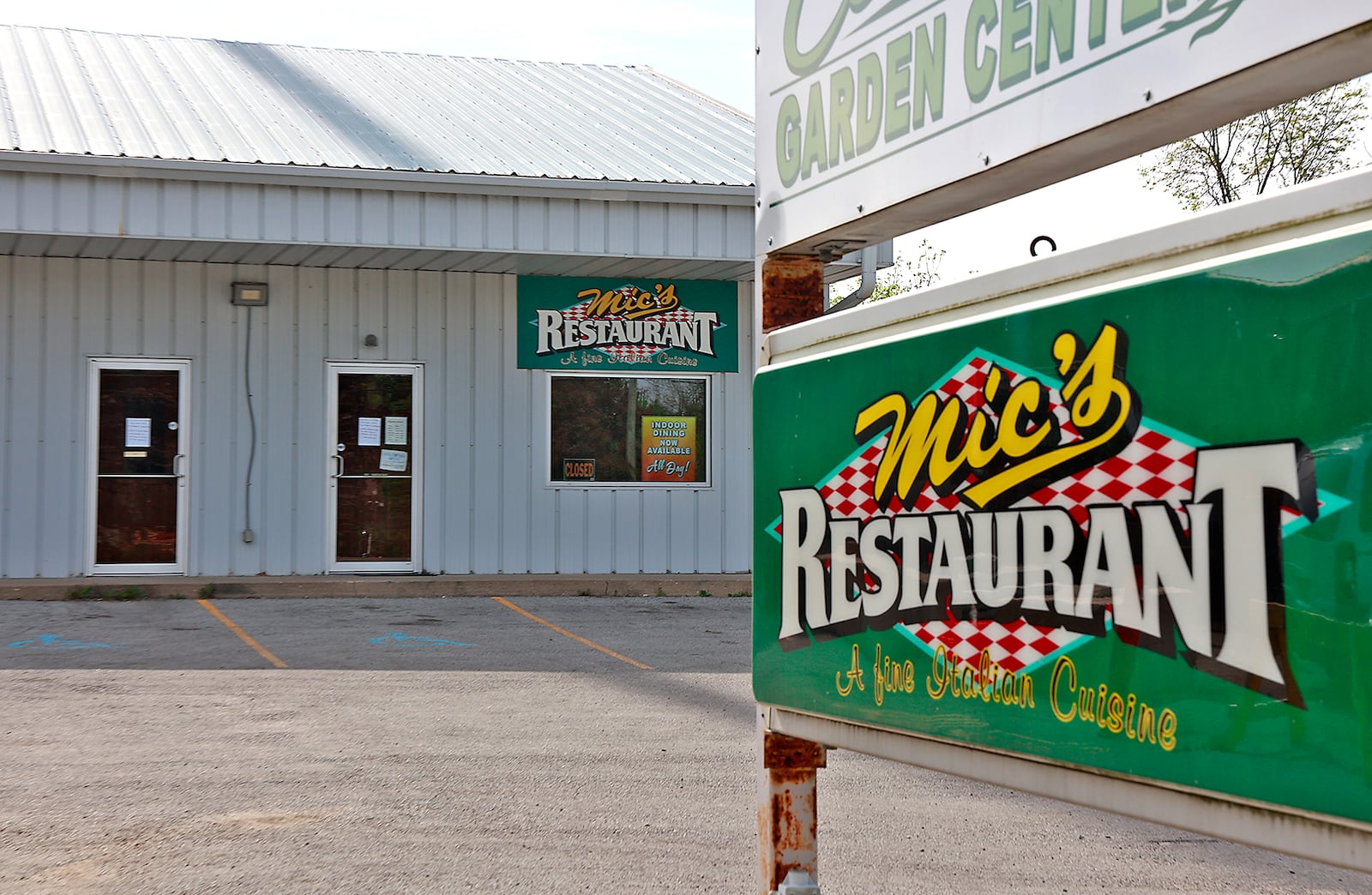 Mic's Restaurant on Mechanicsburg Road is closing at the end of June. BILL LACKEY/STAFF