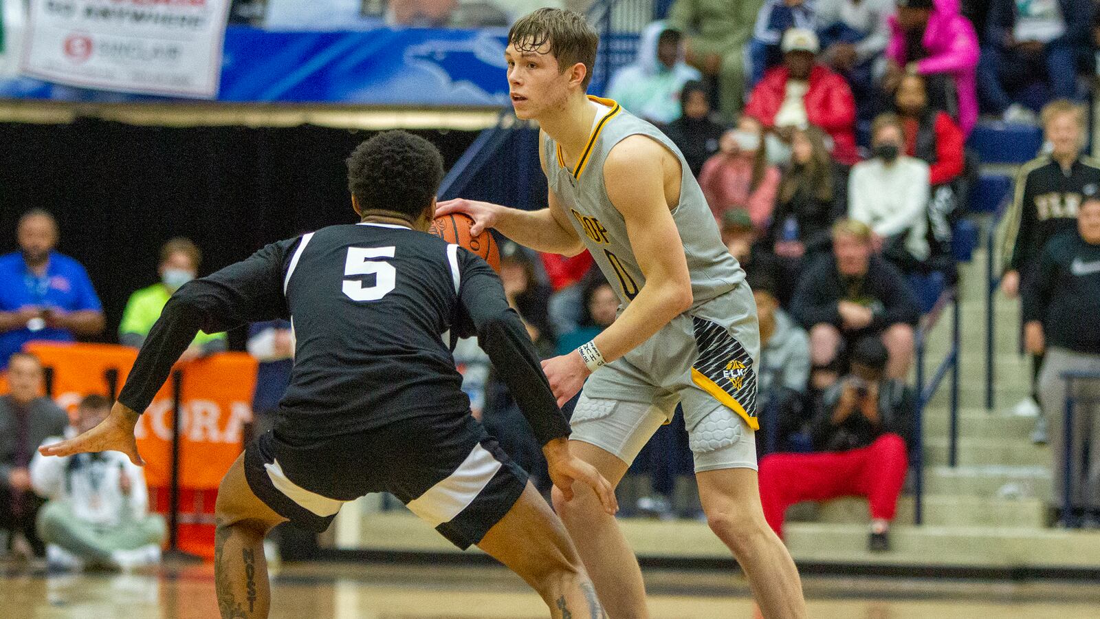 Gabe Cupps helped lead Centerville past Socal Academy in last year's Flyin' to the Hoop event. Jeff GIlbert/CONTRIBUTED