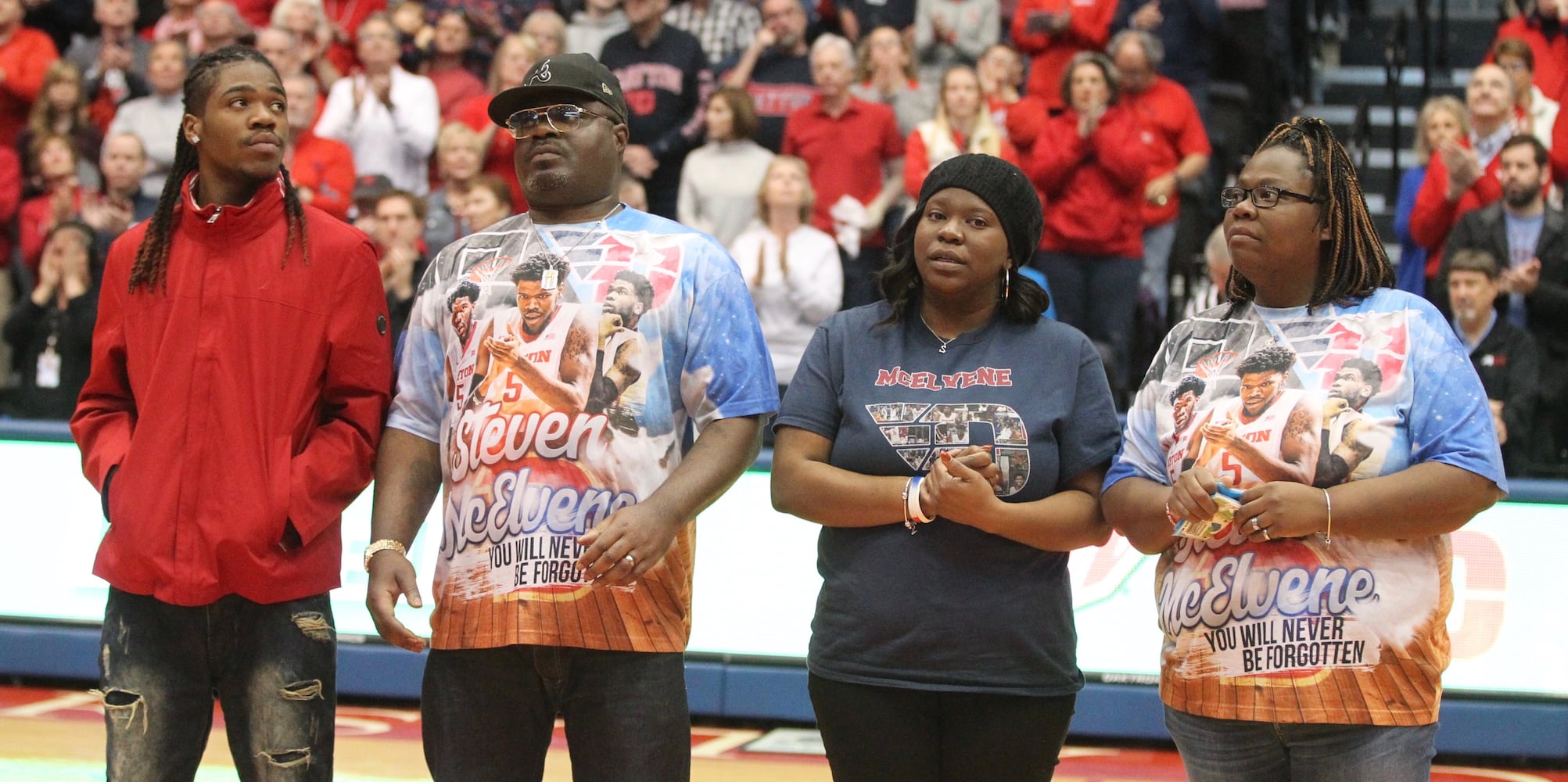 Twenty photos: Dayton Flyers rout Richmond Spiders