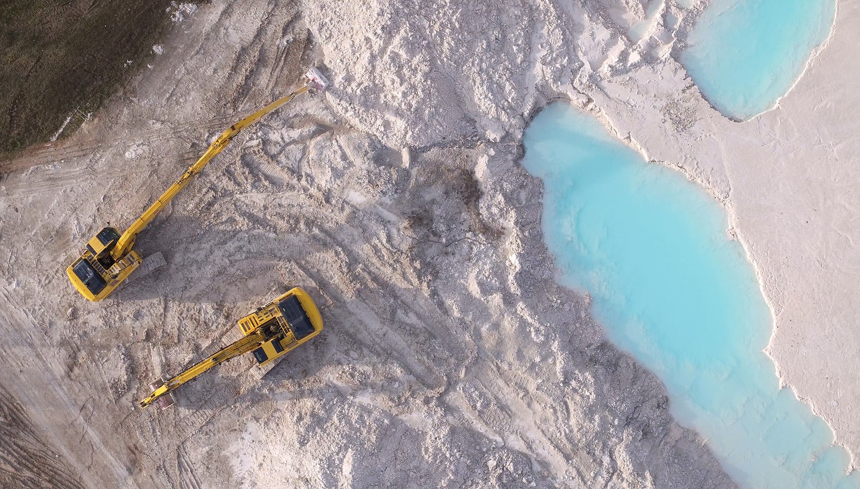 Secrets of Dayton's blue lagoon revealed