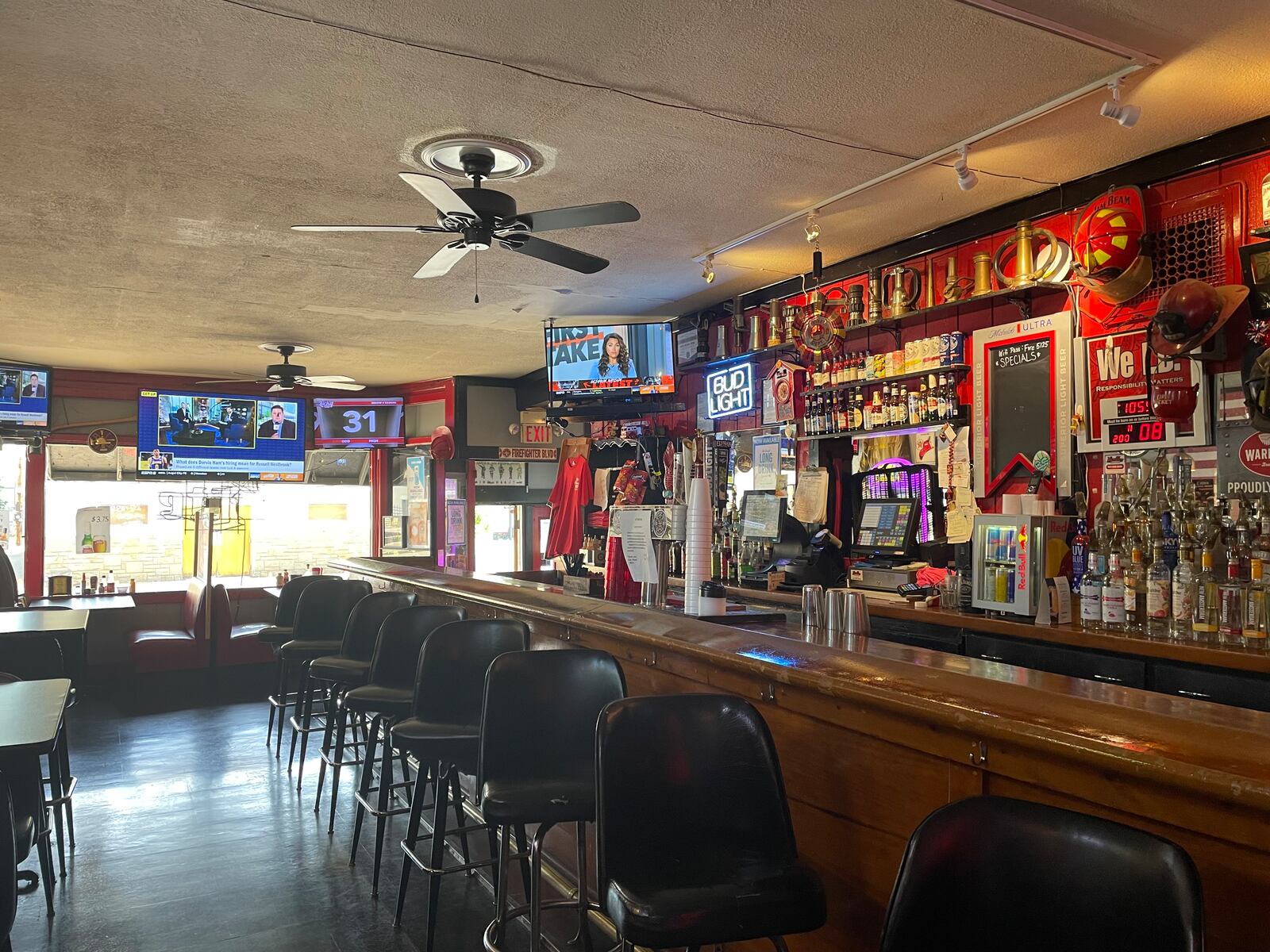 Angie’s Firehouse Tavern, a neighborhood restaurant that was brought back to life in 2010 by a retired Dayton fire captain, is for sale.