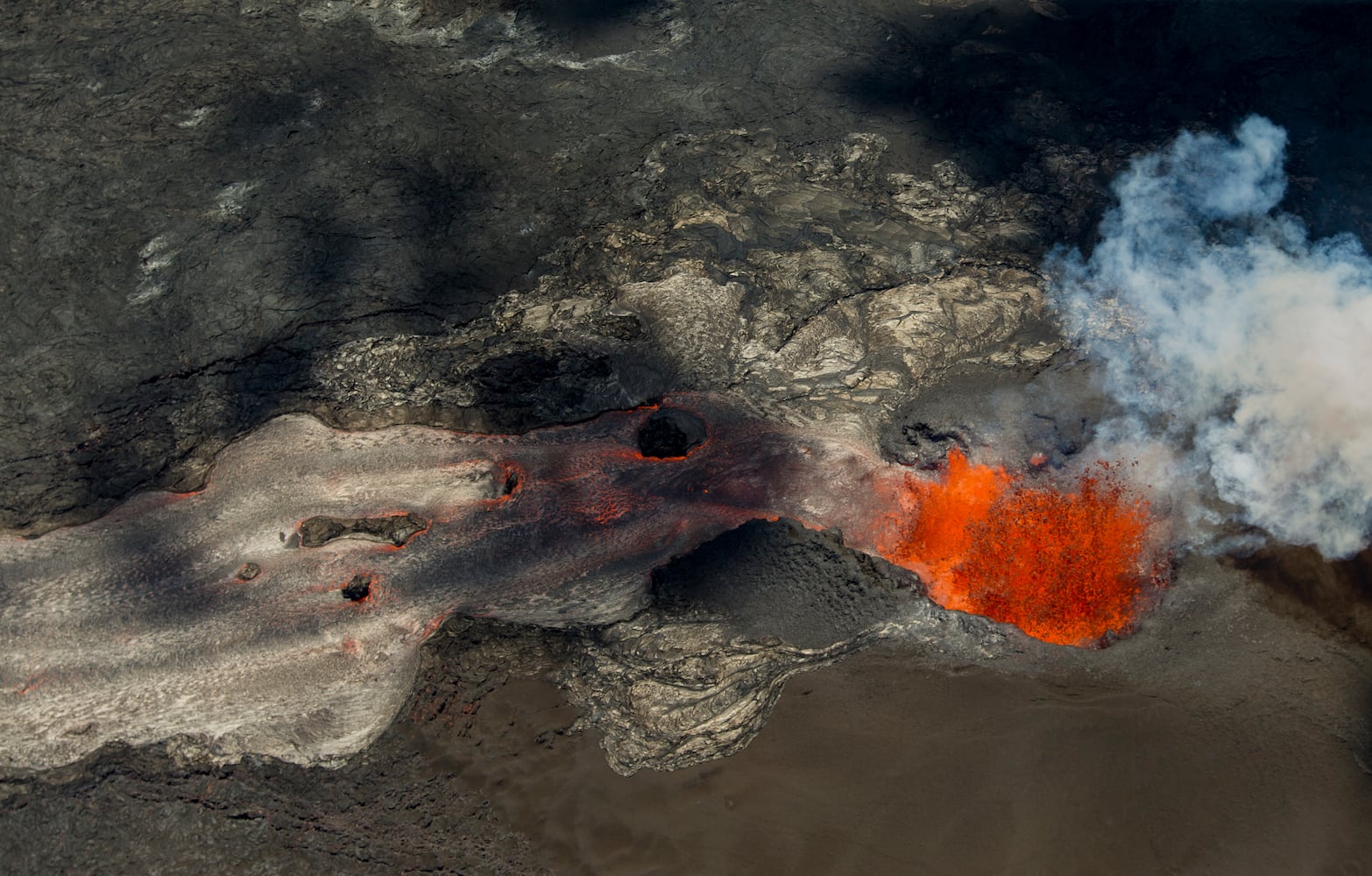 Photos: Hawaii Kilauea volcano eruption