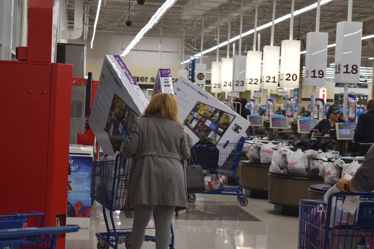 PHOTOS: Did we spot you Thanksgiving shopping today?