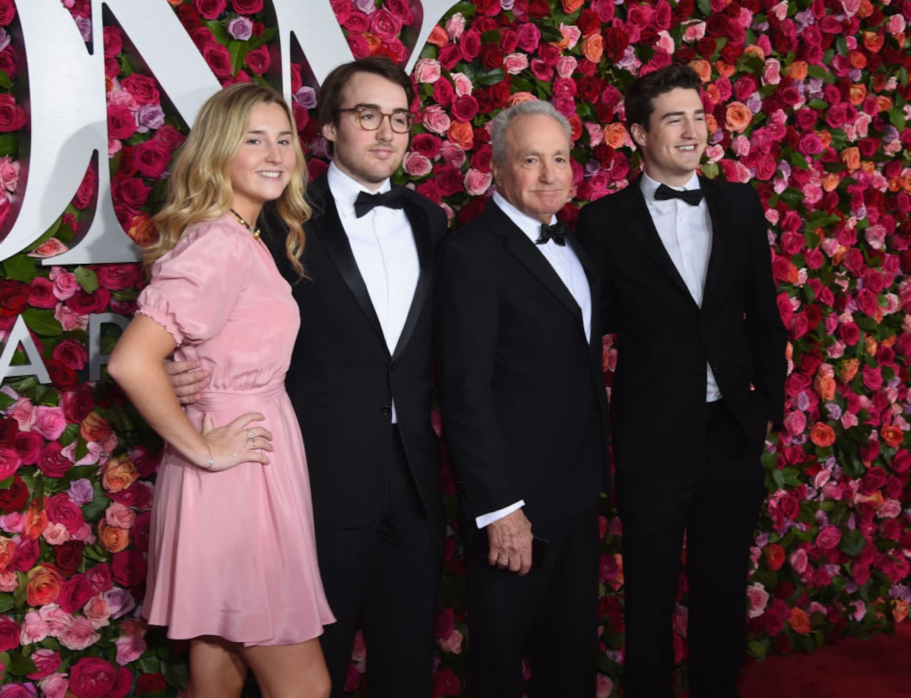 Photos: 2018 Tony Awards red carpet