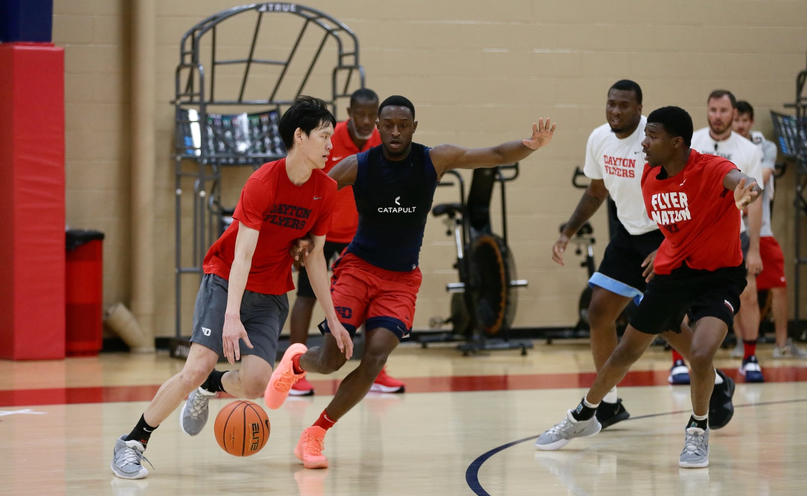 Dayton Flyers practice