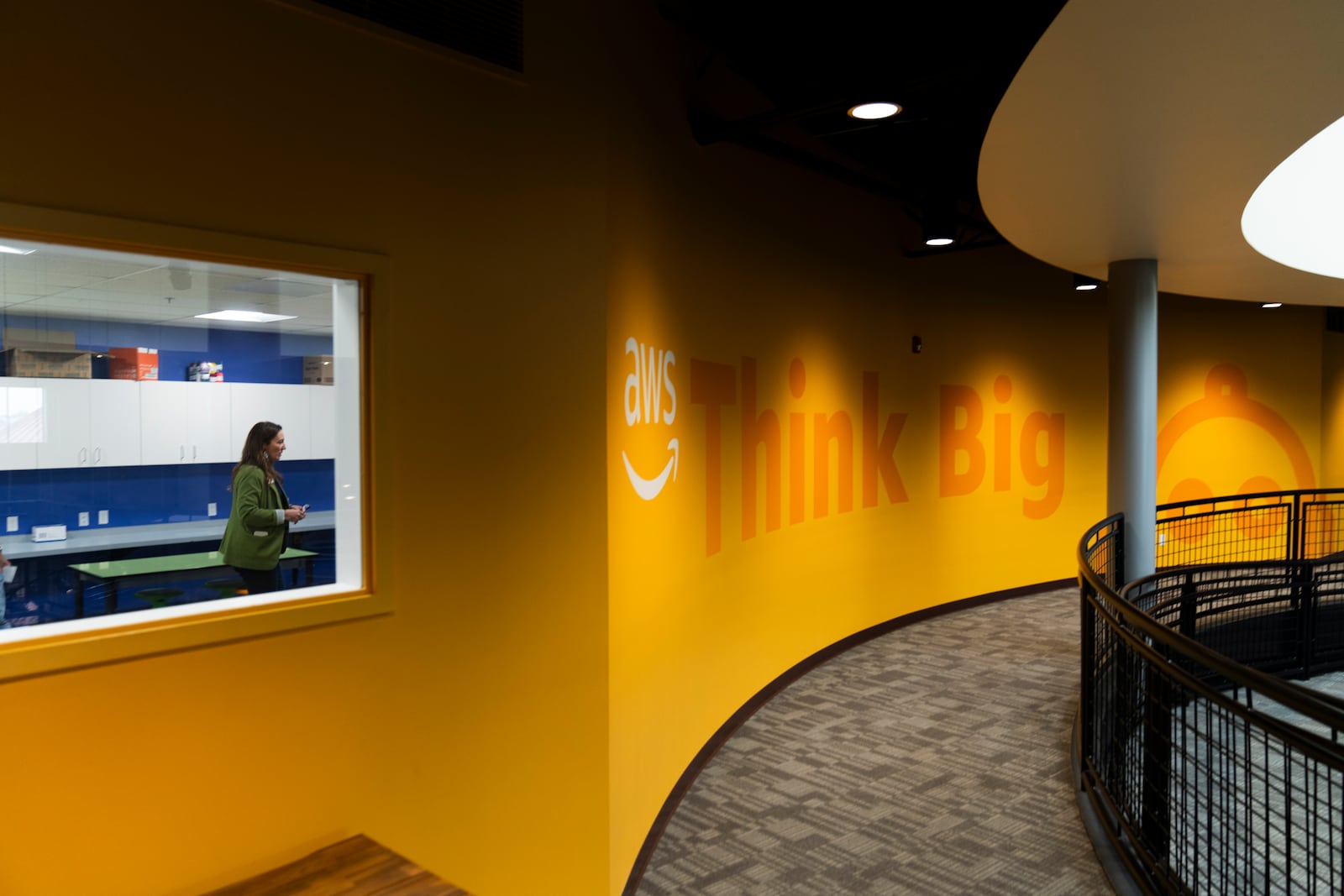 Torrie Griggs, Boardman Chamber of Commerce CEO, gives a tour of the AWS Think Big Space at the Sage Center on Friday, Aug. 23, 2024, in Boardman, Ore. (AP Photo/Jenny Kane)