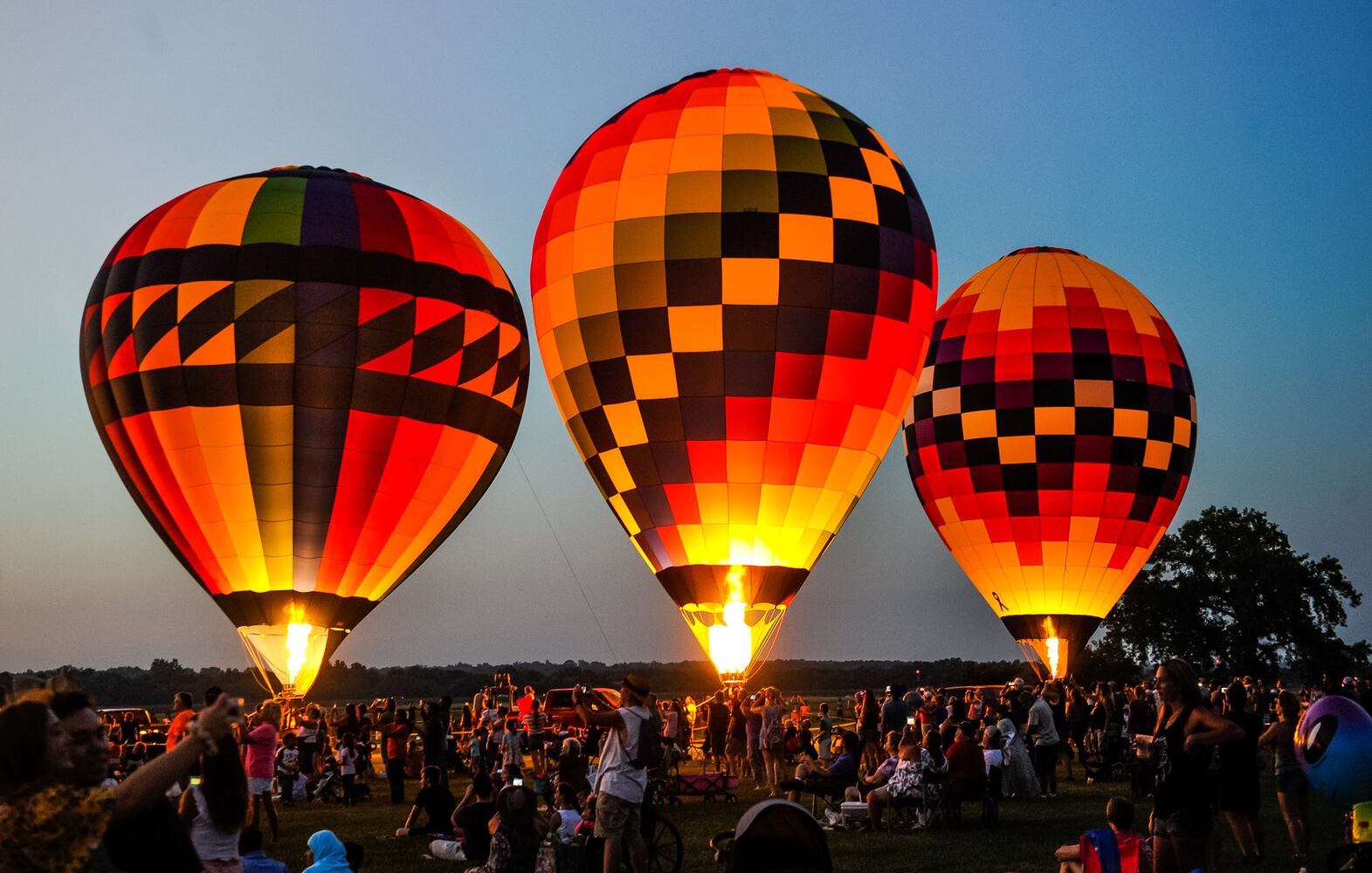 Ohio Challenge balloon glow and fireworks