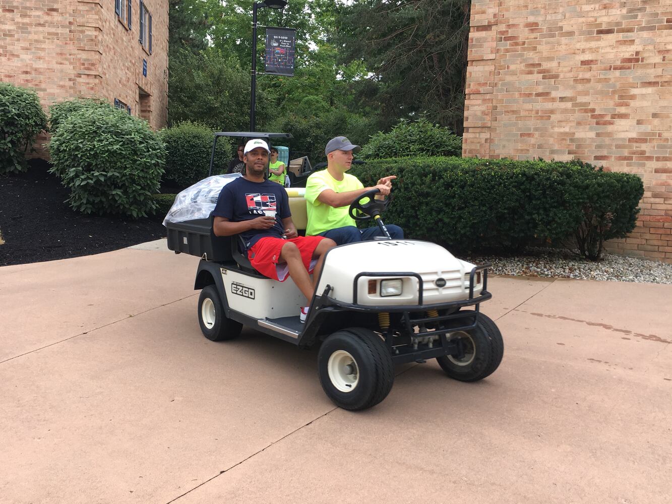 PHOTOS: 900 WSU freshmen move to campus for first time