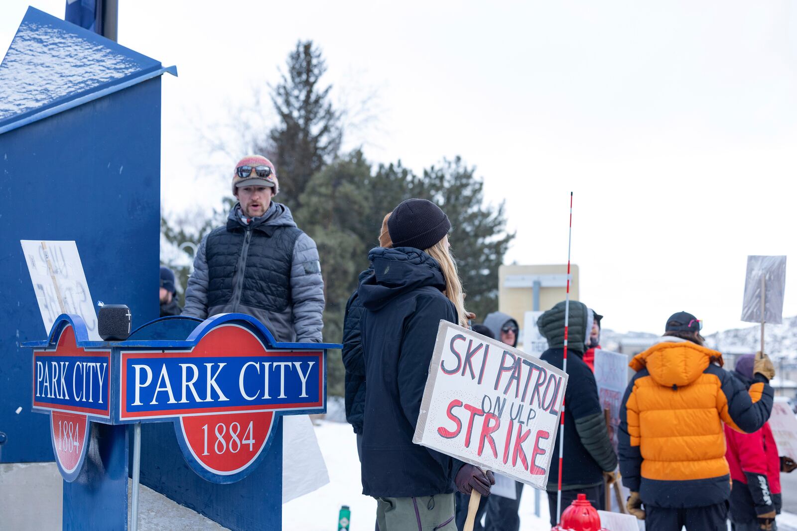 Park City Ski Patrol strike requesting livable wages in Park City, Utah, Tuesday, Jan 7. 2025. (AP Photo/Melissa Majchrzak)