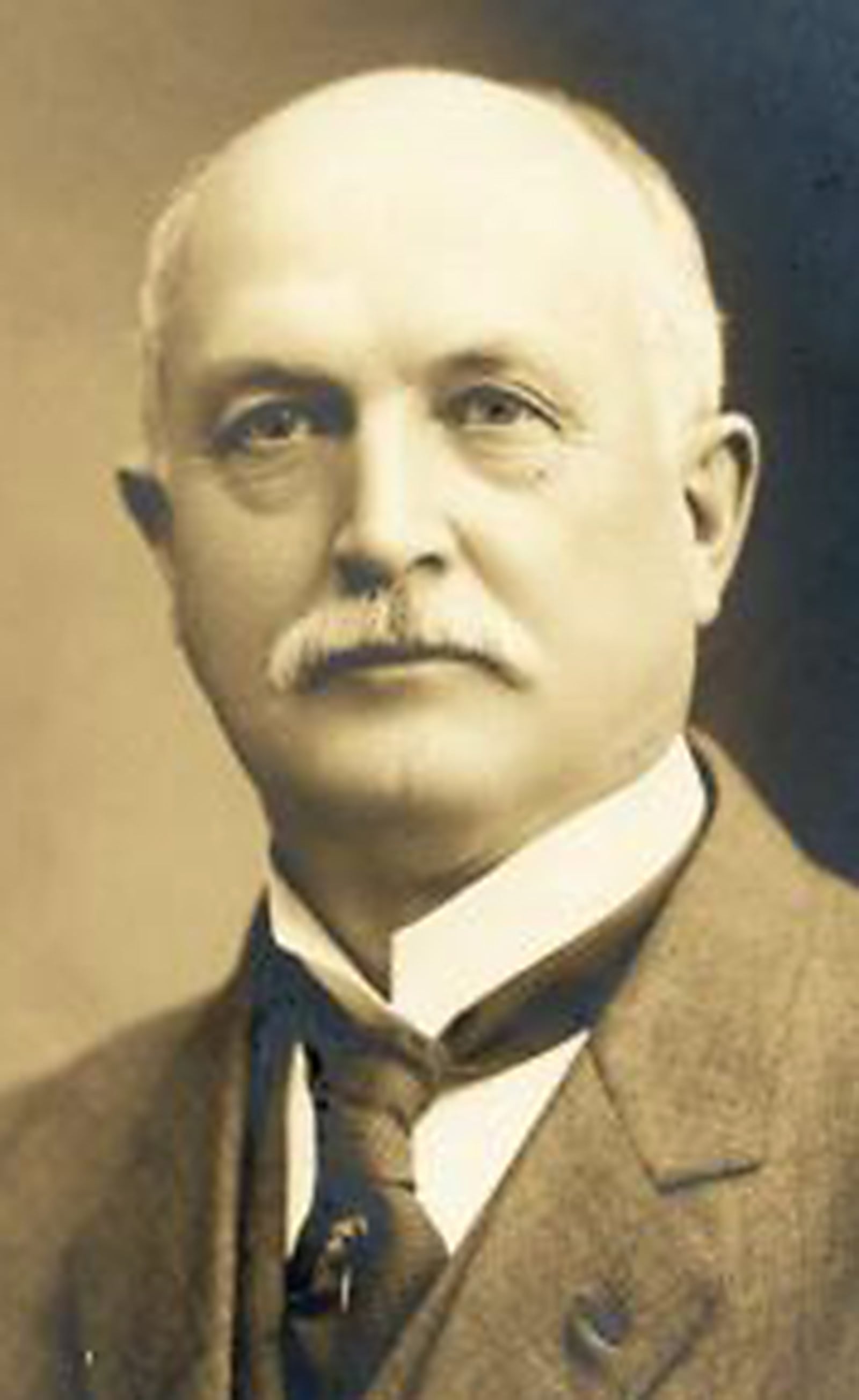 James E. Campbell (1843-1924), 38th governor of Ohio. OHIO HISTORY CONNECTION