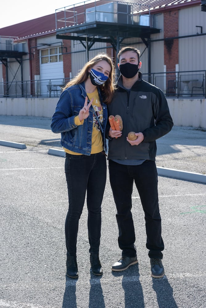 PHOTOS: 2nd Street Market's Outdoor Market Season Kickoff