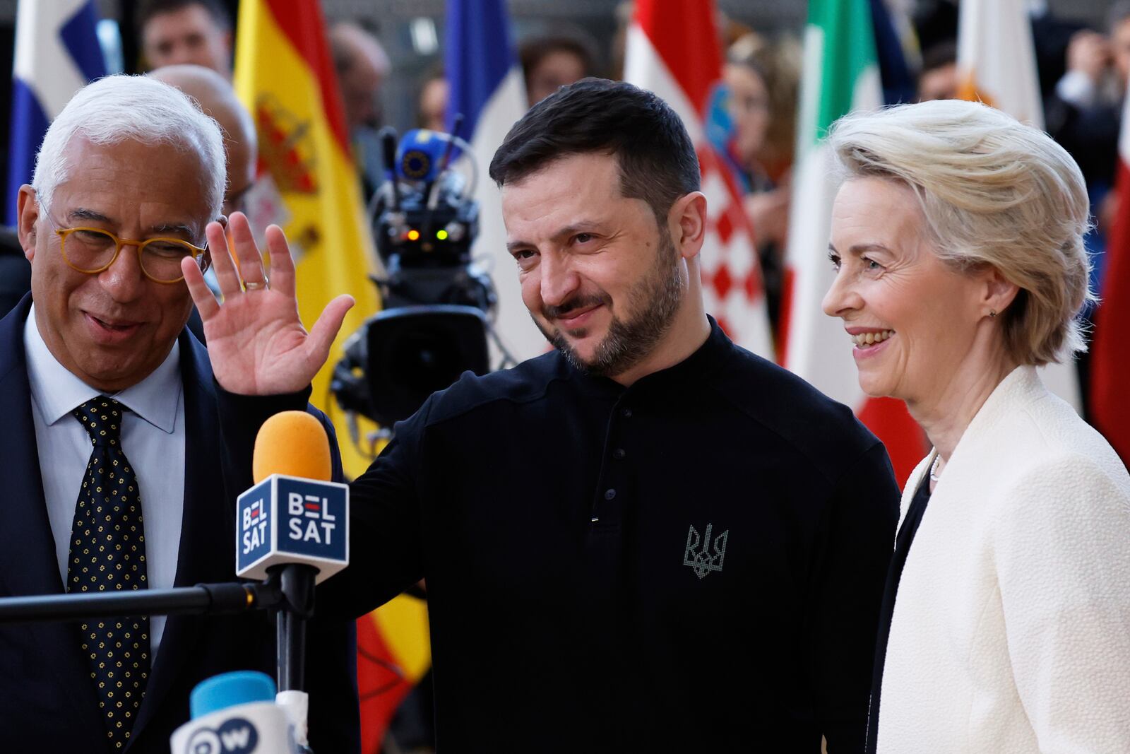 From left, European Council President Antonio Costa, Ukraine's President Volodymyr Zelenskyy and European Commission President Ursula von der Leyen speak with the media as they arrive for an EU Summit at the European Council building in Brussels, Thursday, March 6, 2025. (AP Photo/Omar Havana)