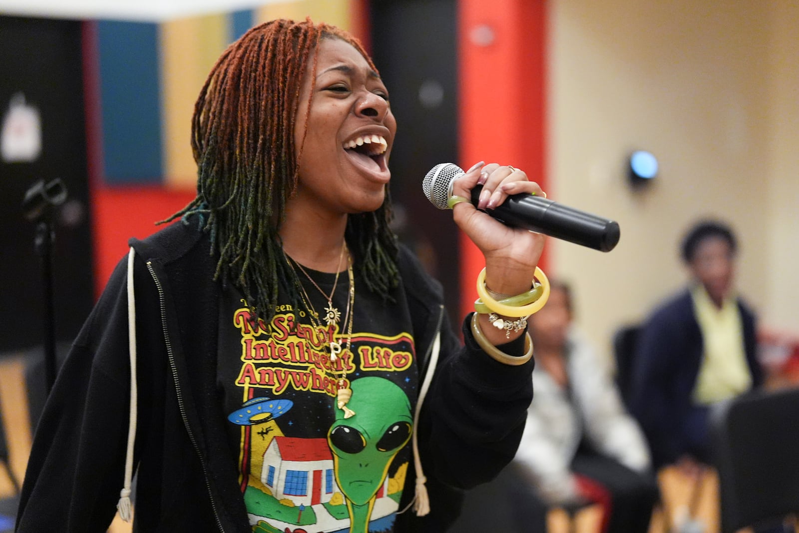 Pasley Thompson sings during rehearsal at the Stax Music Academy, Thursday, Jan. 30, 2025, in Memphis, Tenn. (AP Photo/George Walker IV)