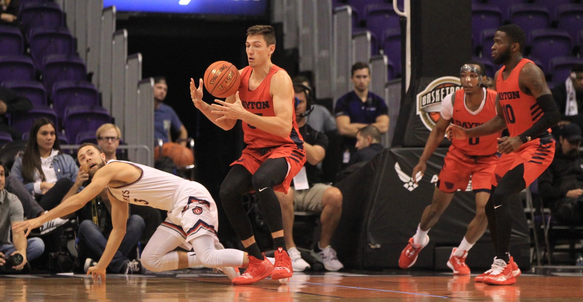 Photos: Dayton Flyers vs. Saint Mary’s Gaels