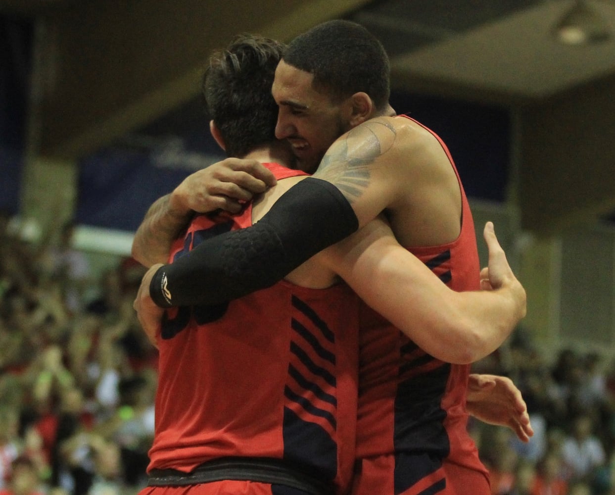 Photos: Dayton Flyers beat Virginia Tech in Maui Invitational semifinals