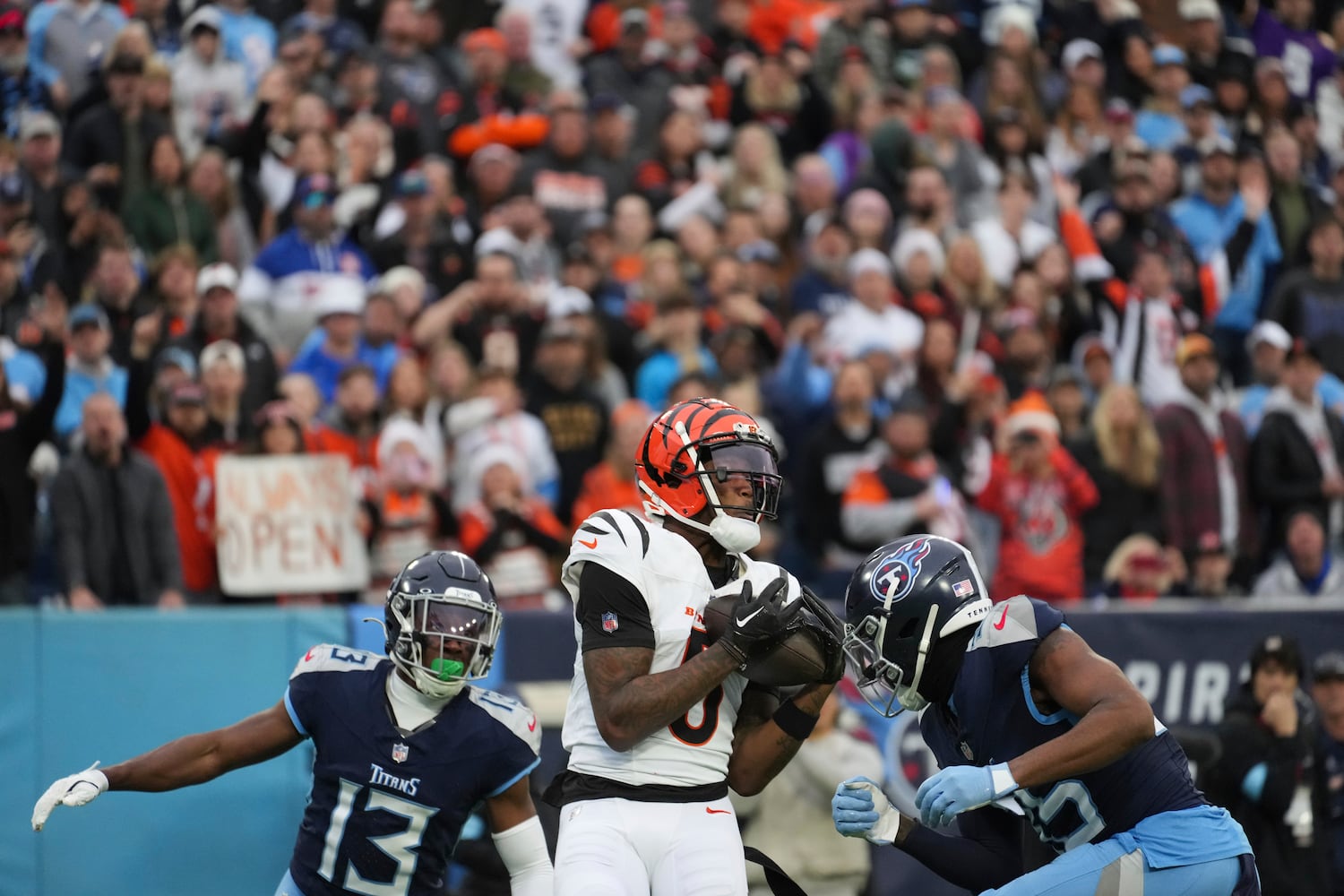 Bengals Titans Football