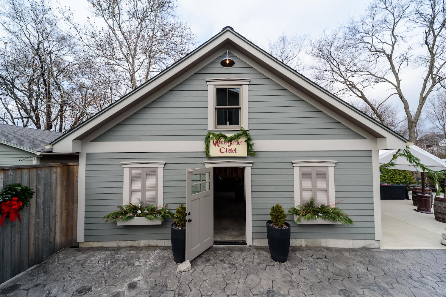 PHOTOS: A Dickens of a Christmas St. Anne’s Hill Holiday Home Tour