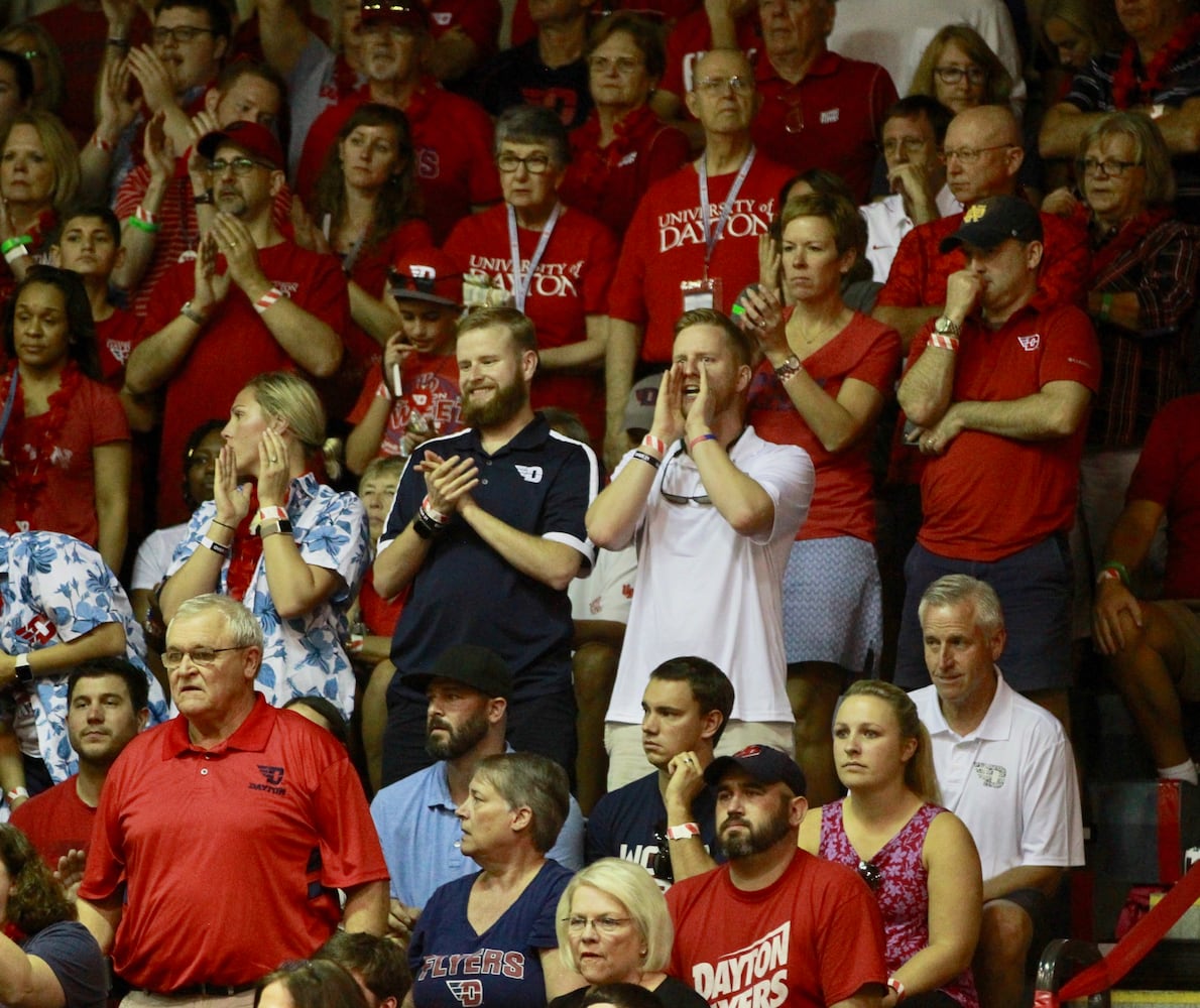 Photos: Dayton fans at Maui Invitational