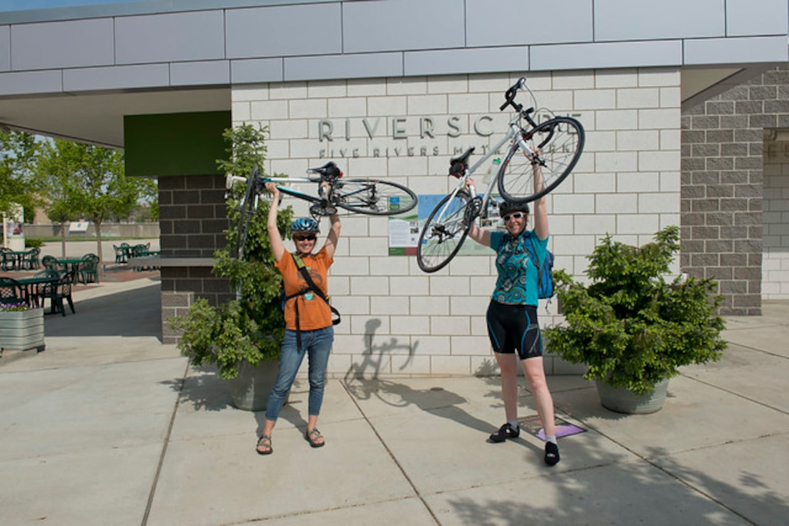 Spend First Friday enjoying live bluegrass at Pickin’ in the Park and then gear up to get out and bike this May during National Bike Month with your Five Rivers MetroParks.